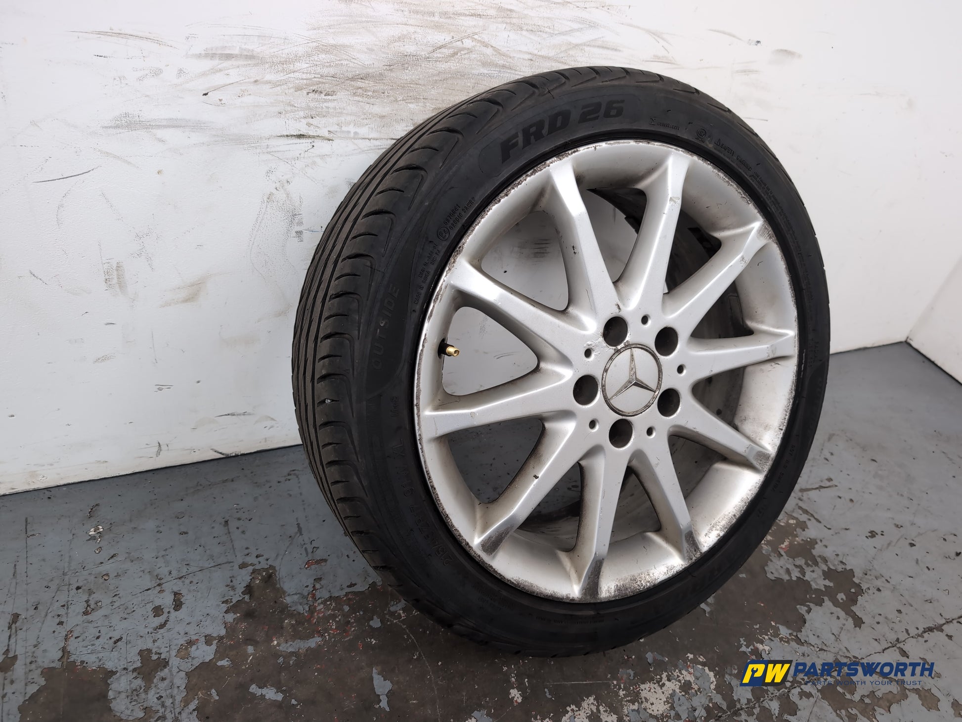 Mercedes-Benz B200 B-Class W245 Wheel With Tyre 215/45 R17 A1694010702 - photo 3
