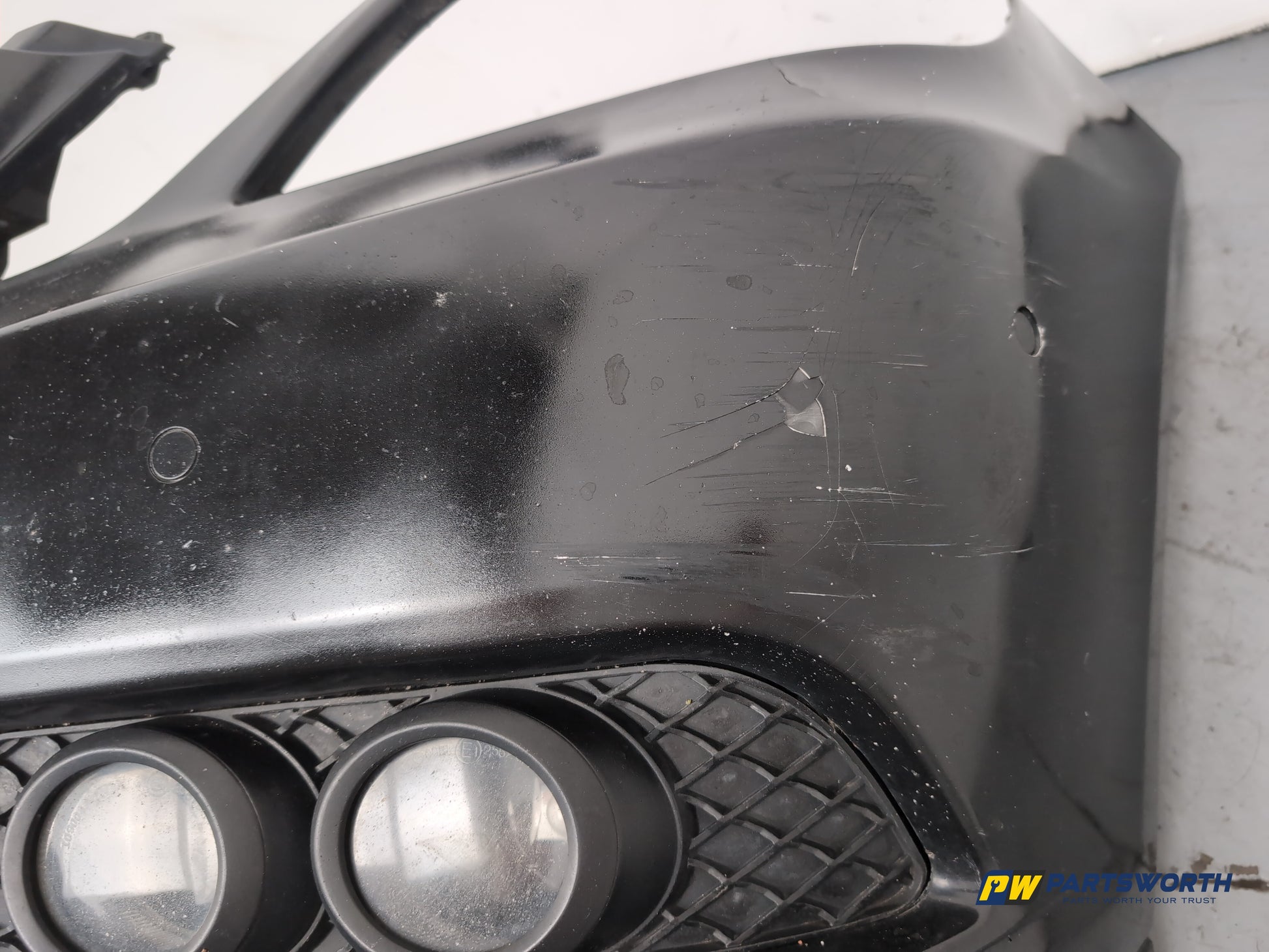 Mercedes-Benz E220 E-Class W212 Saloon Front Bumper Obsidian Black Metallic C197 - photo 9