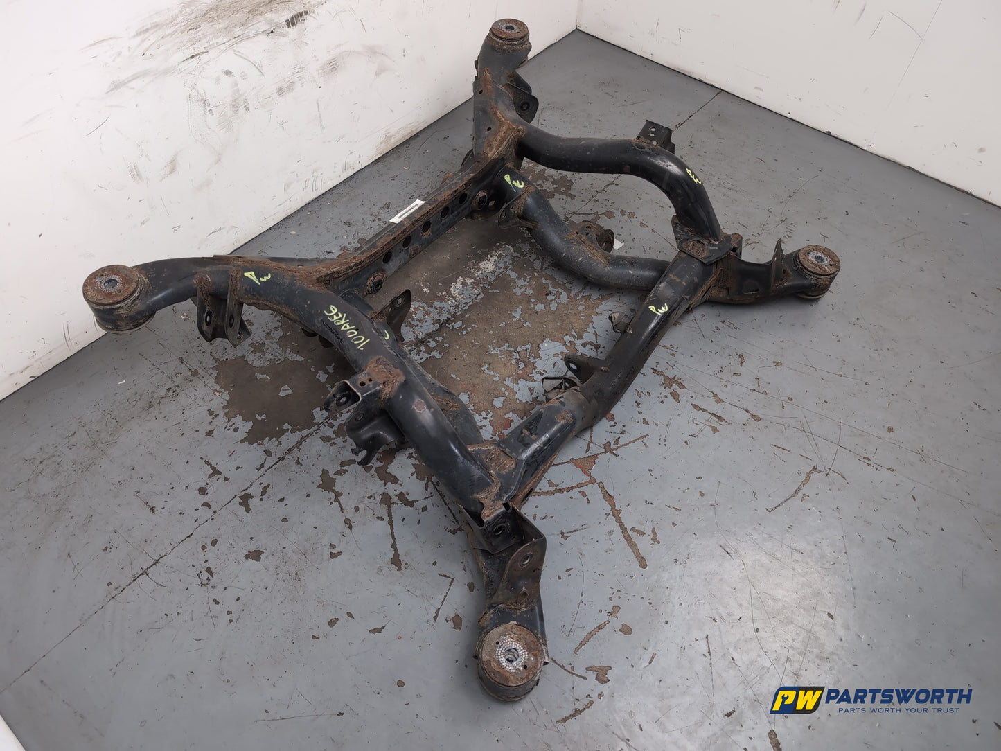 Volkswagen Touareg Altitude V6 Tdi 3.0l Diesel Subframe Asswmbly Rear 2007-2010 - photo 3