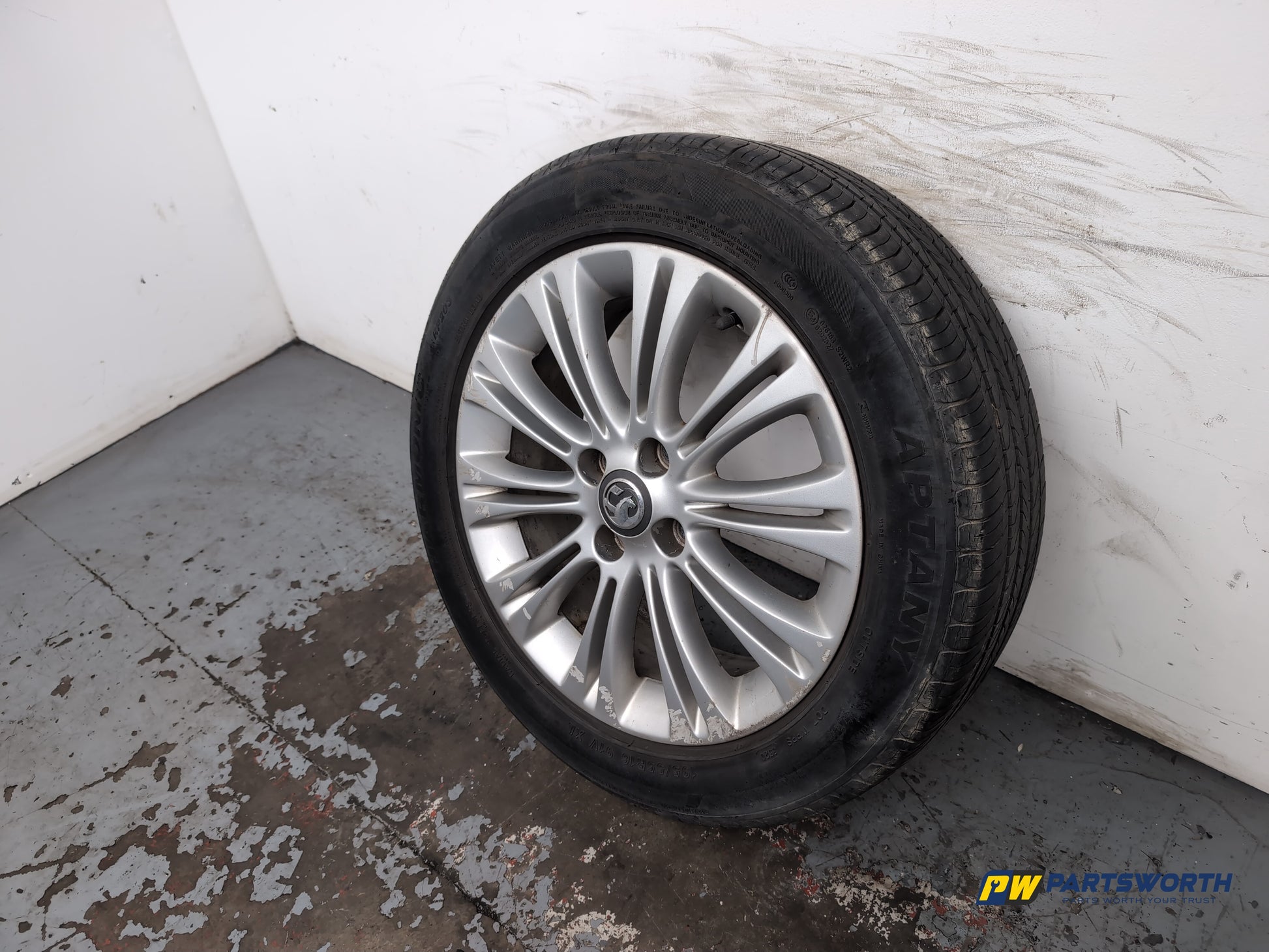 Wheel Road Alloy 3