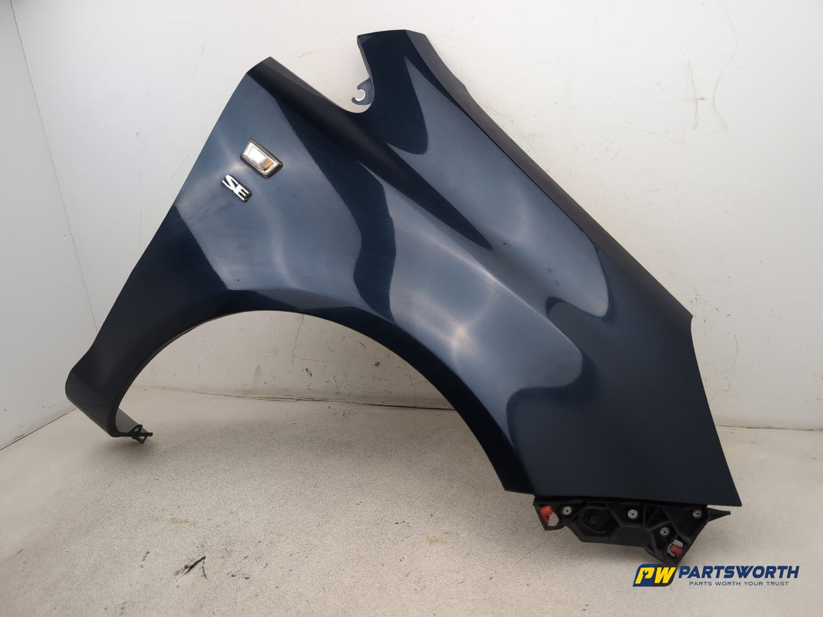 Wing Front RH 3