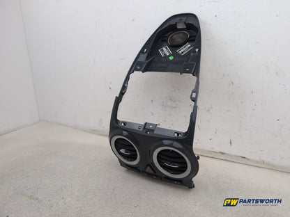 Vauxhall Corsa Se Centre Console Trim With Air Vent 13295008 2006-2014 - photo 3