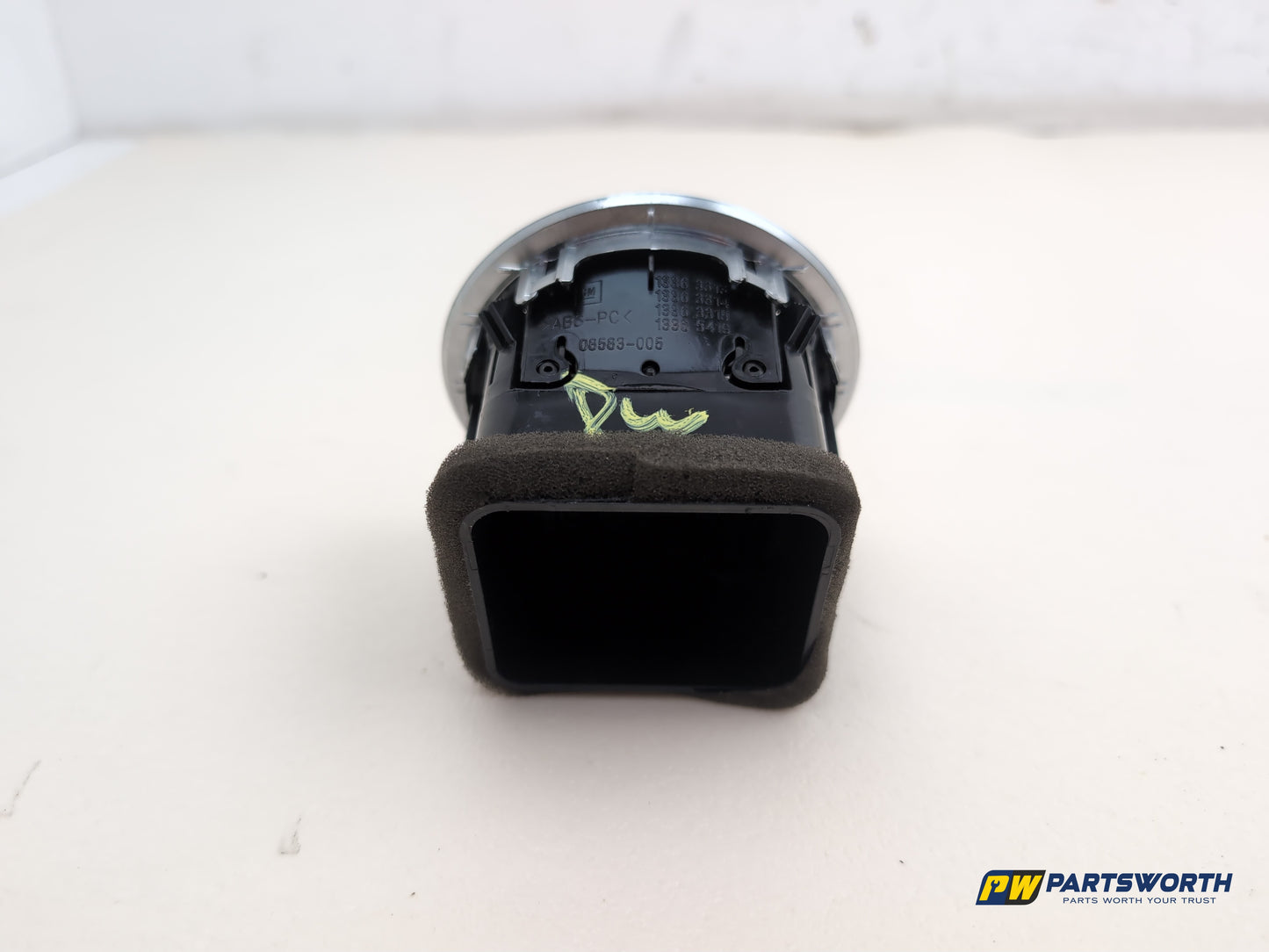 Vauxhall Corsa Se Dashboard Air Vent Trim 13365419 2006-2014 - photo 3
