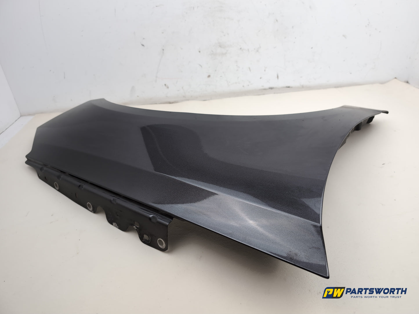 Wing Front RH 9