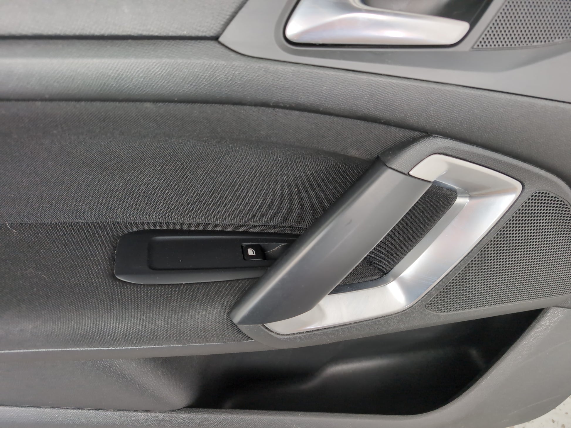 Door Front LH 9