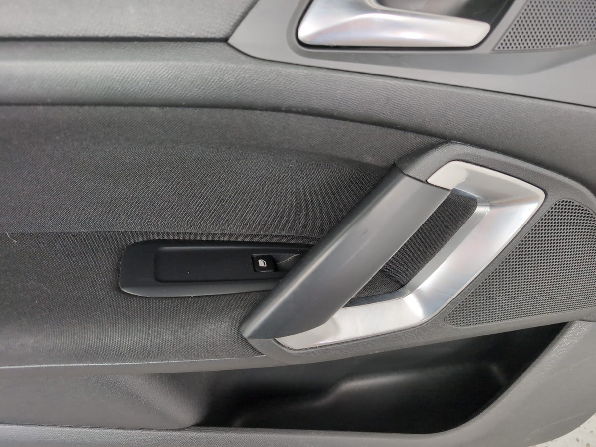 Door Front LH 9
