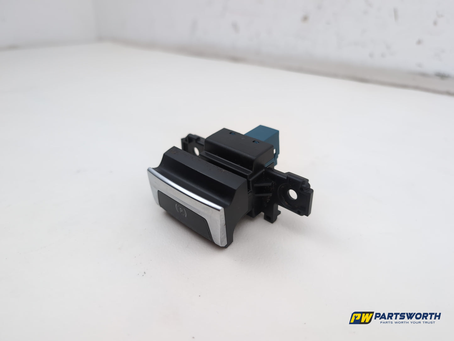 Peugeot 308 Allure Blue Hdi Switch Electric Handbrake 96785851 2013-2021 - photo 3