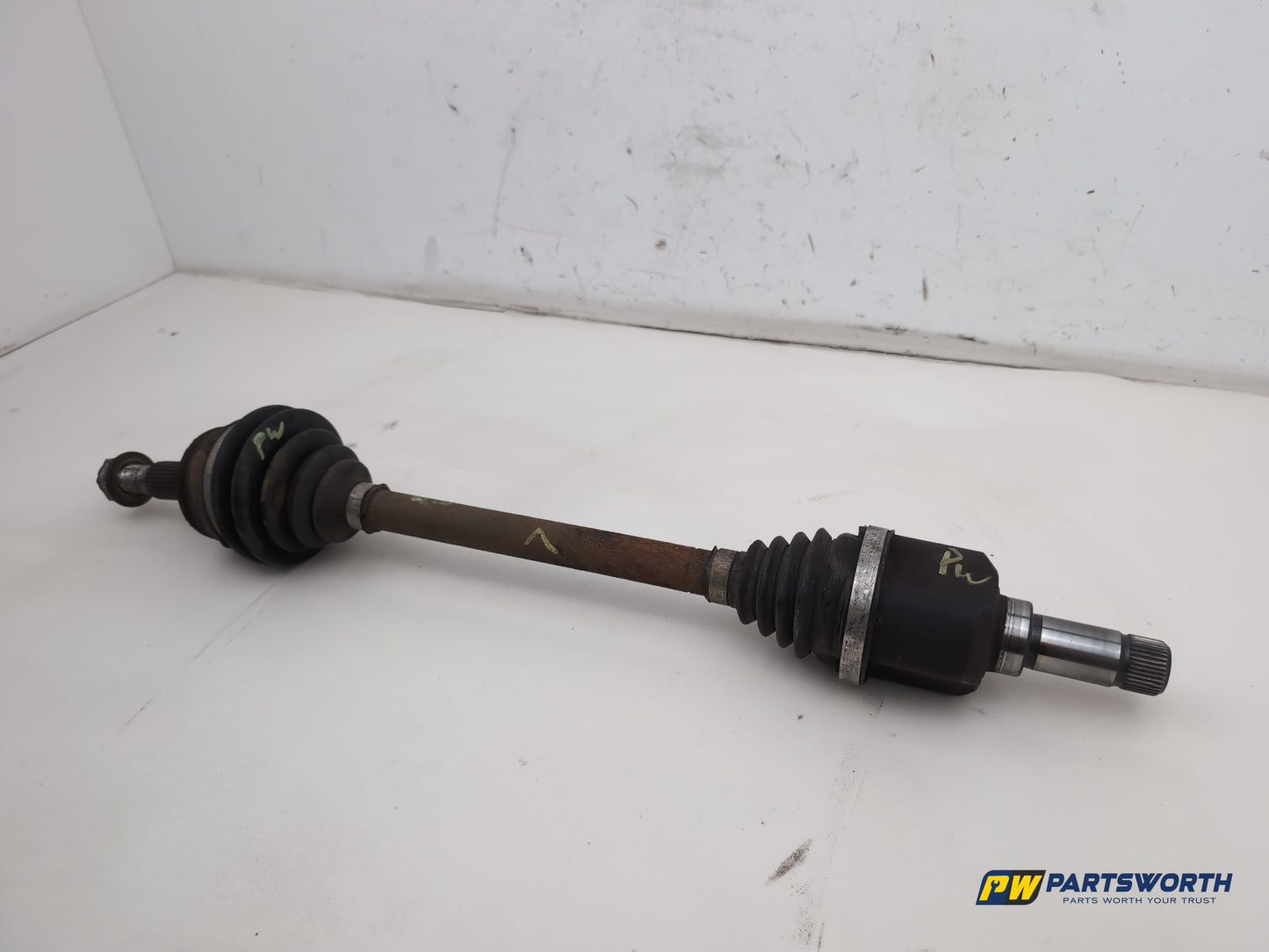 Peugeot 308 Allure Blue 1.6l Diesel Driveshaft Front Lh Passenger Side 2013-2021 - photo 2