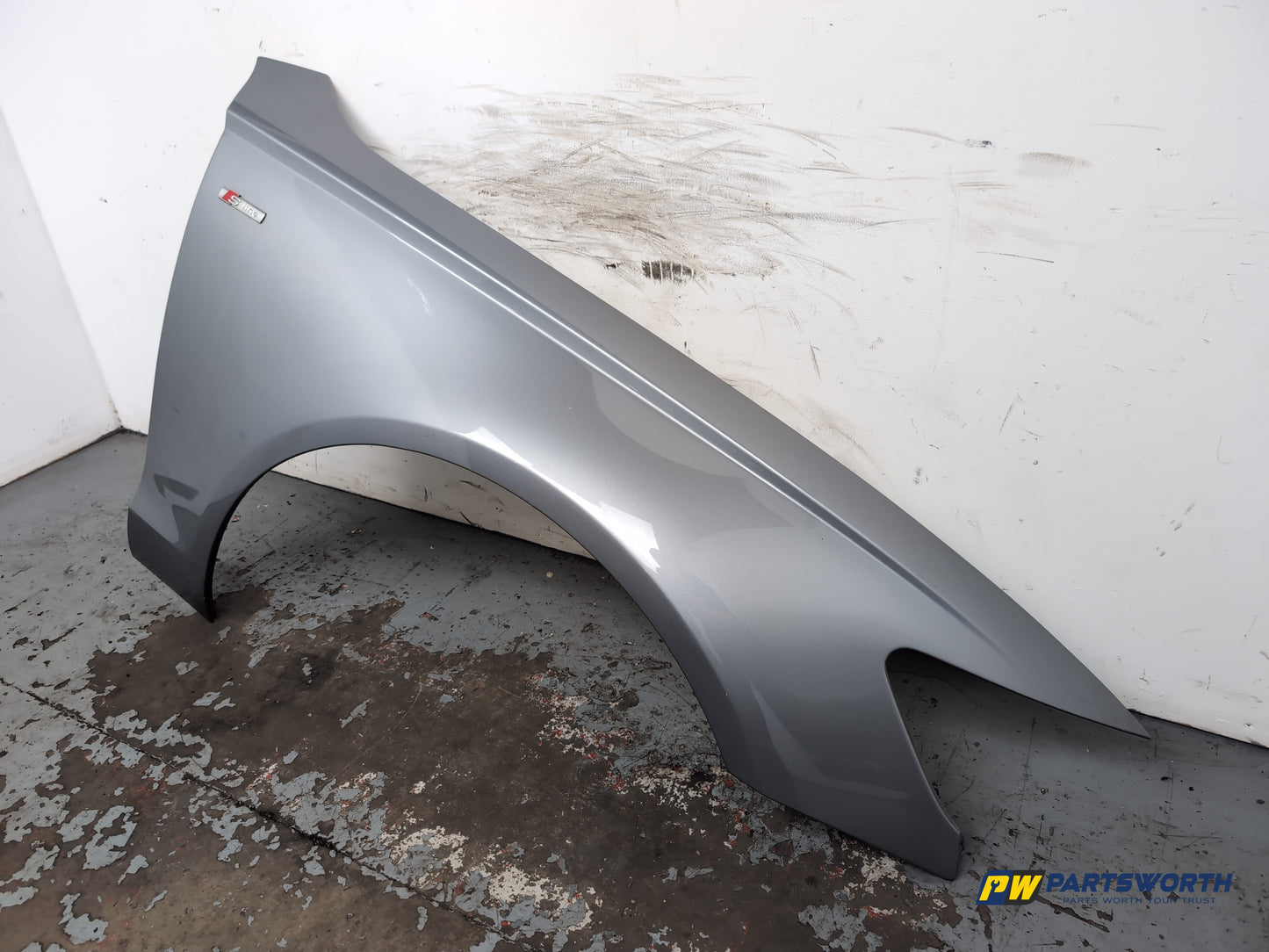 Wing Front RH 3