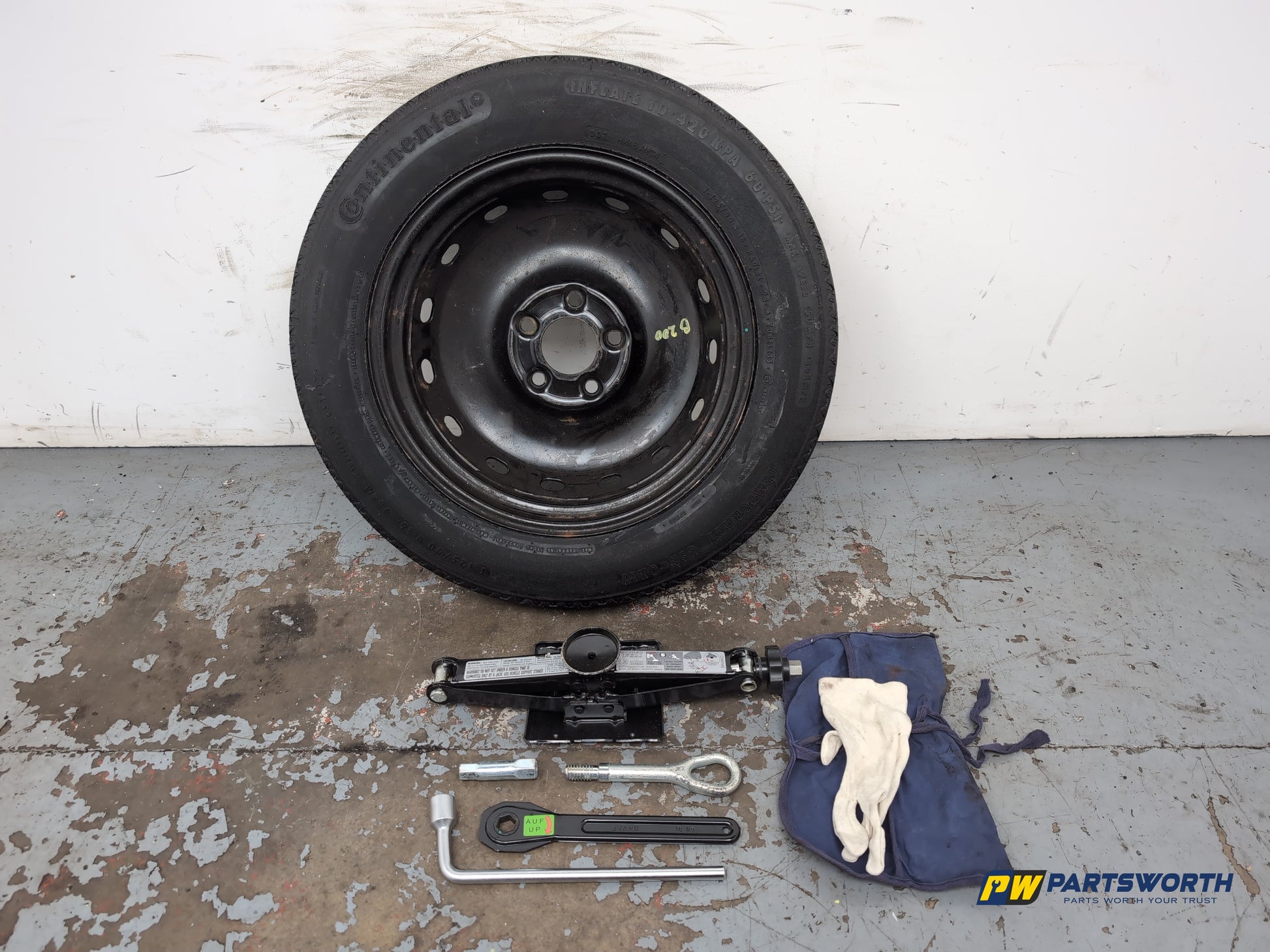 Mercedes-Benz B200 B-Class W245 Space Saver Wheel And Tool Kit 125/90 R16 - photo 9