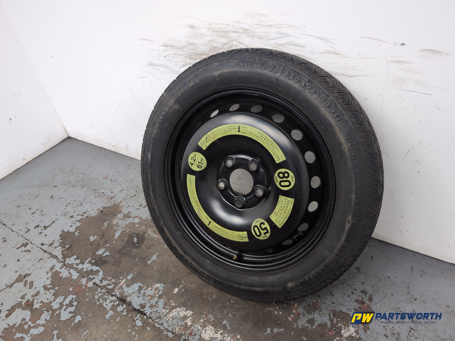 Space Saver Spare Wheel and Tool Kit  3