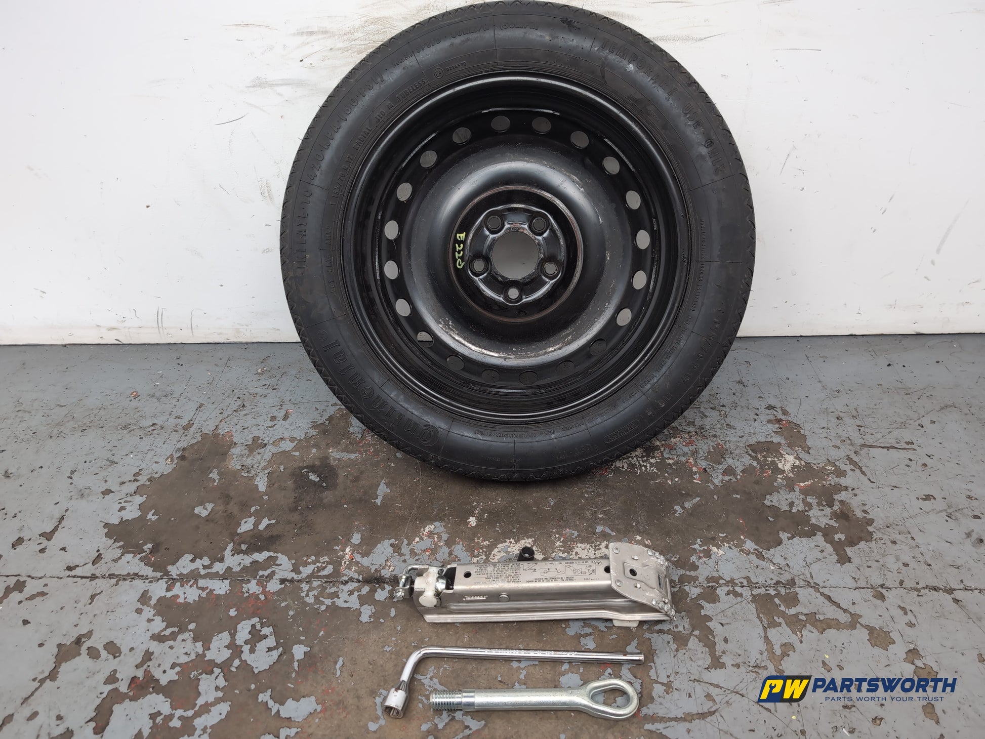 Mercedes-Benz E220 E-Class W212 Space Saver Wheel And Tool Kit 155/70 R17 - photo 9