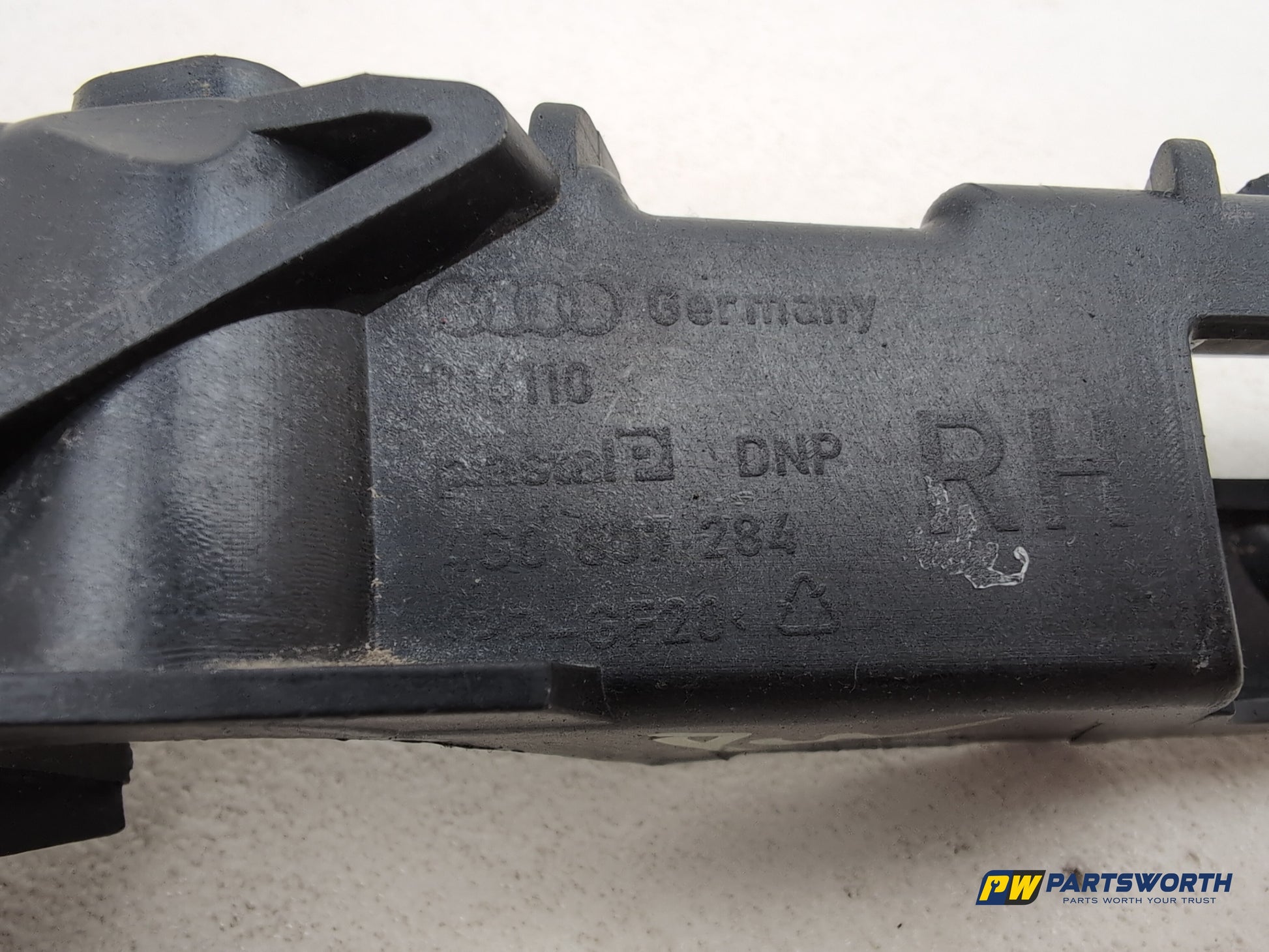 Audi A6 S Line Black Ed Tdi Quat Front Bumper Bracket Driver Side 4g0807284 - photo 3