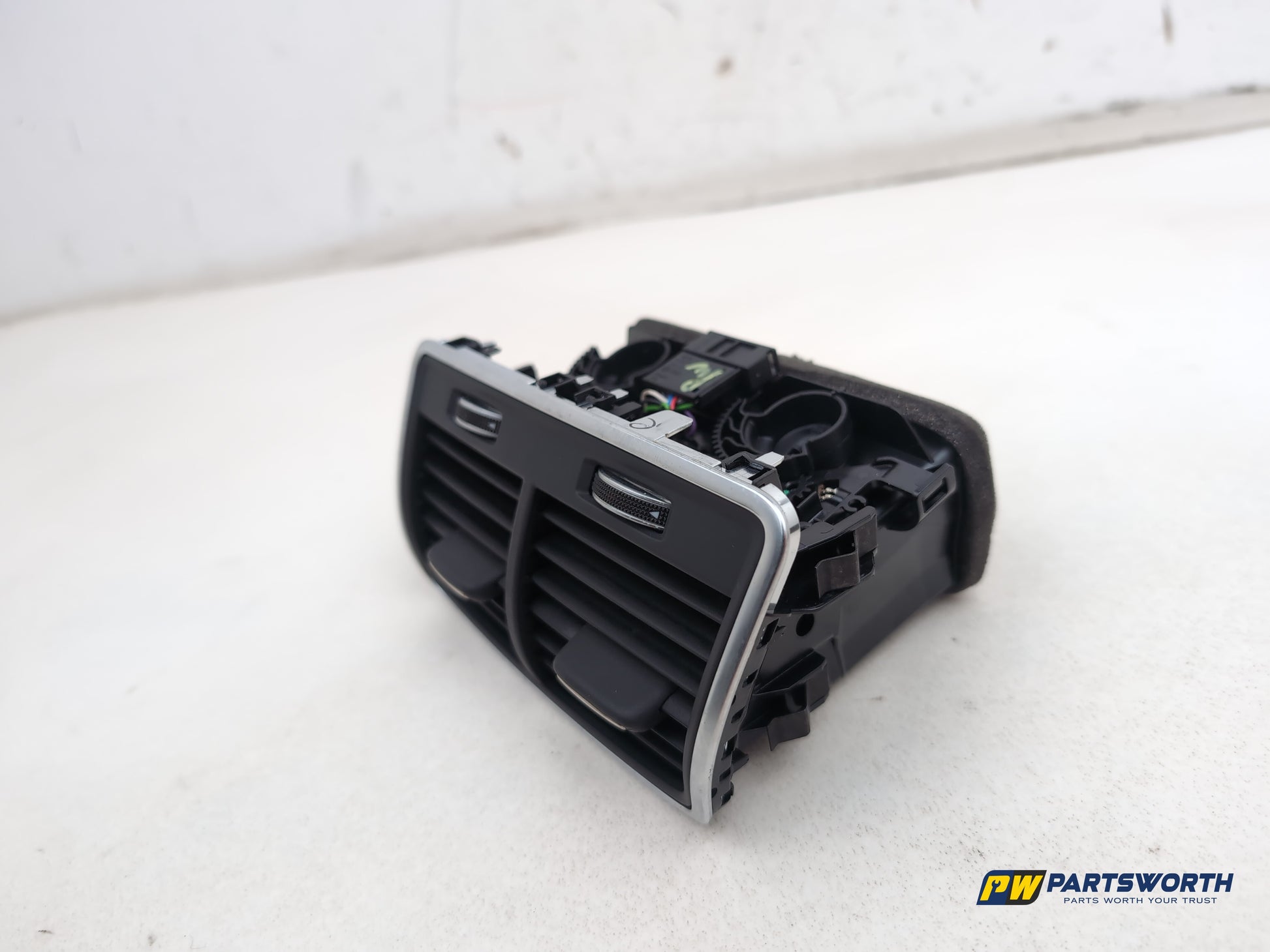 Audi A6 S Line Black Ed Tdi Quat Sa Rear Centre Console Air Vent Trim 4g0819203 - photo 3