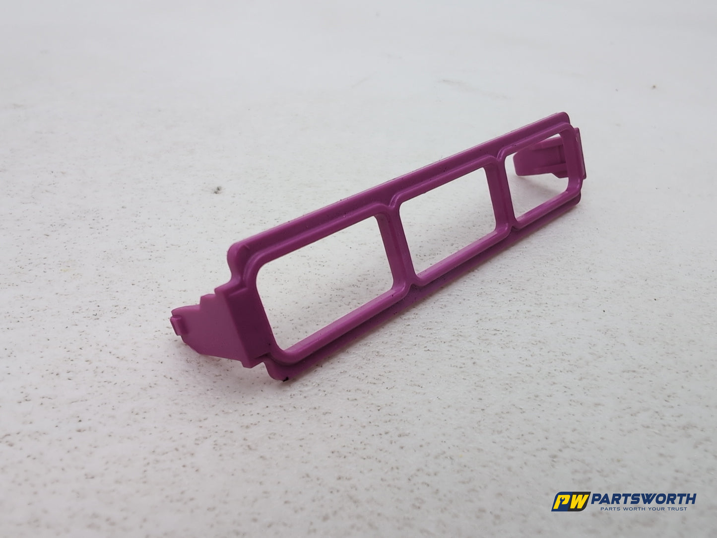 Audi A6 Se Tdi Quattro Auto Fuse Box Holder Mount Bracket 8k0971981a - photo 3