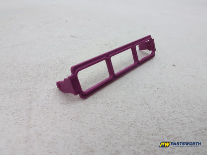 Audi A6 Se Tdi Quattro Auto Fuse Box Holder Mount Bracket 8k0971981a - photo 3