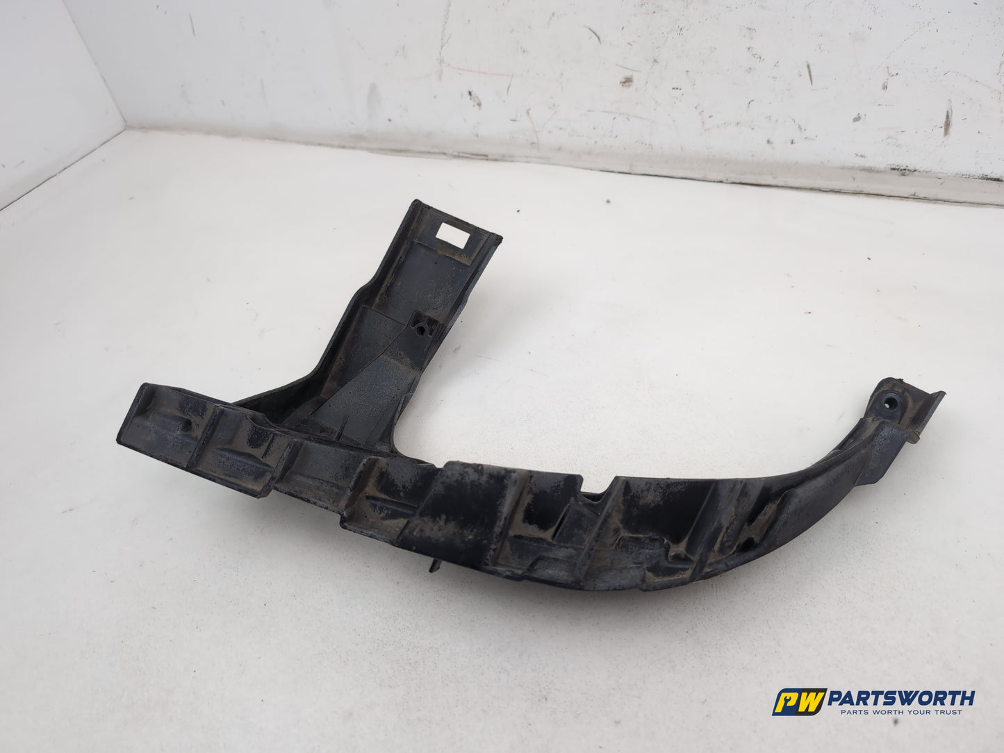 Audi A6 S Line Black Ed Tdi Saloon Bumper Rear Bracket Rh Driver Side 4g0807364 - photo 9