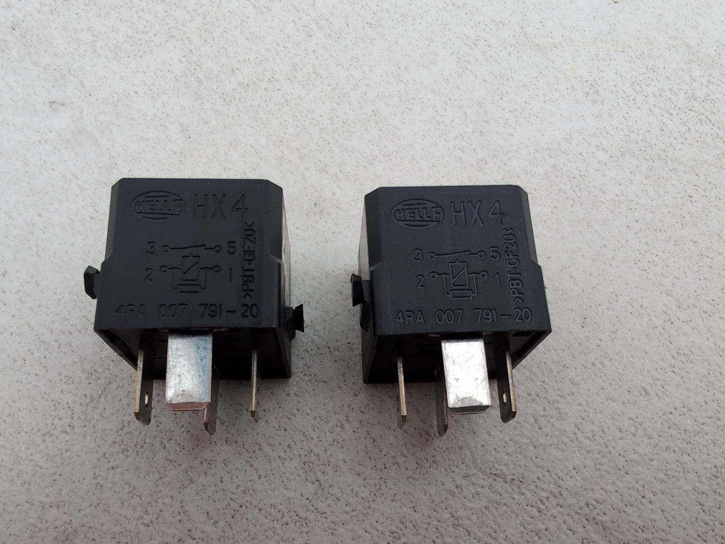 Audi Skoda Seat Vw Multi Use Relay 4 Pin 645 Set Of 2 4h0951253a - photo 3