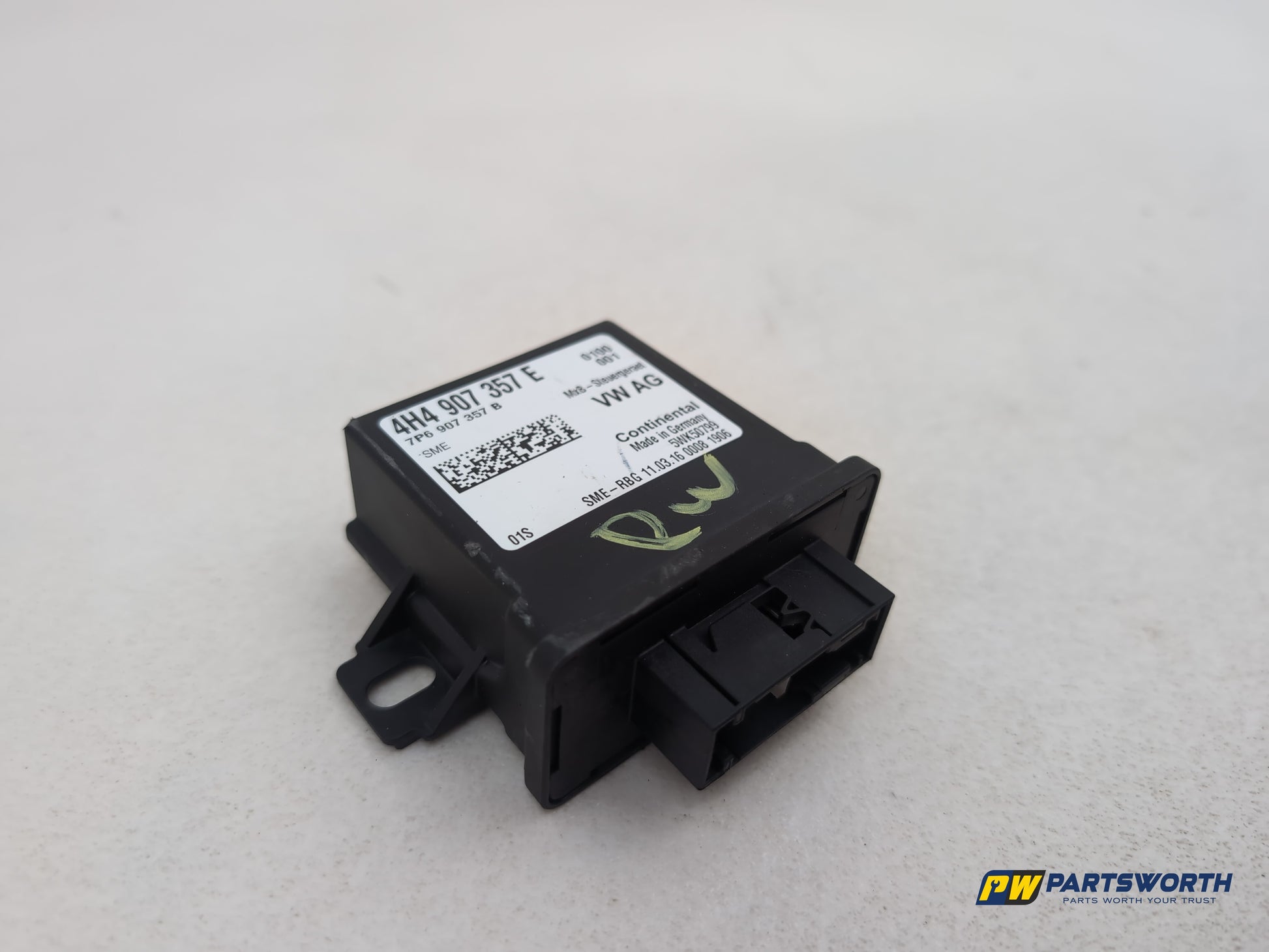 Audi A6 S Line Black Ed Tdi Quat Sa Headlight Control Module Ecu 4h4907357e - photo 3