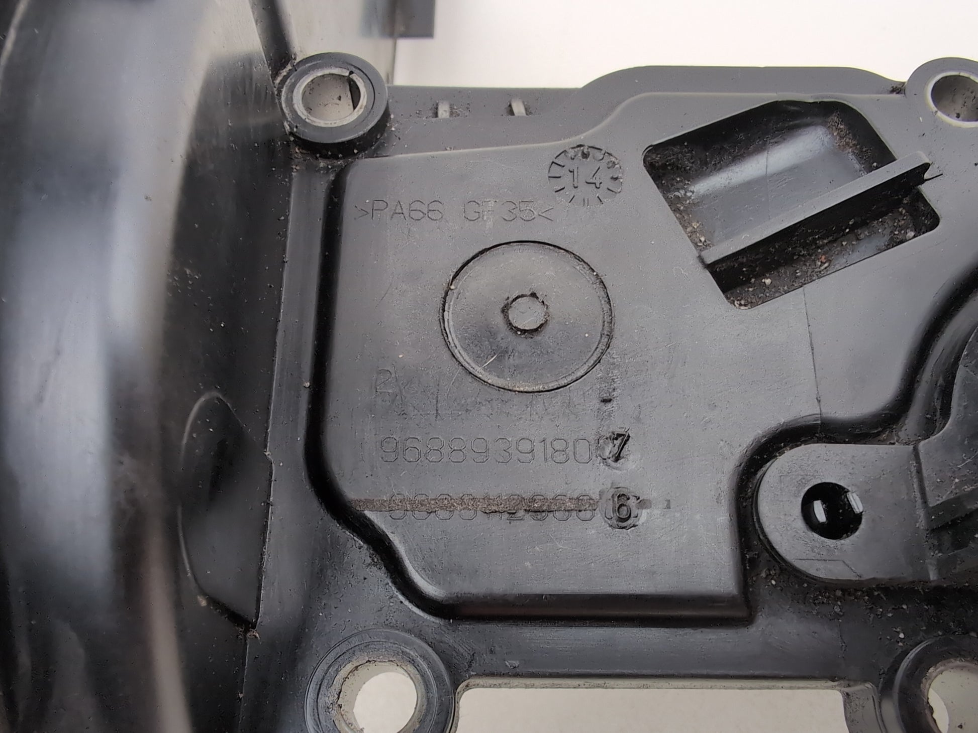 Peugeot 308 Allure Blue Hdi 1.6l Diesel Rocker Cover 9688939180 2013-2021 - photo 3