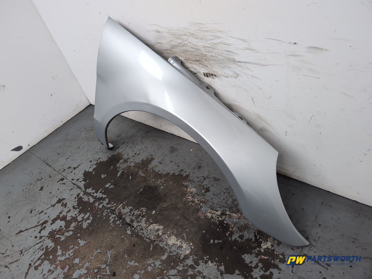 Wing Front RH 3