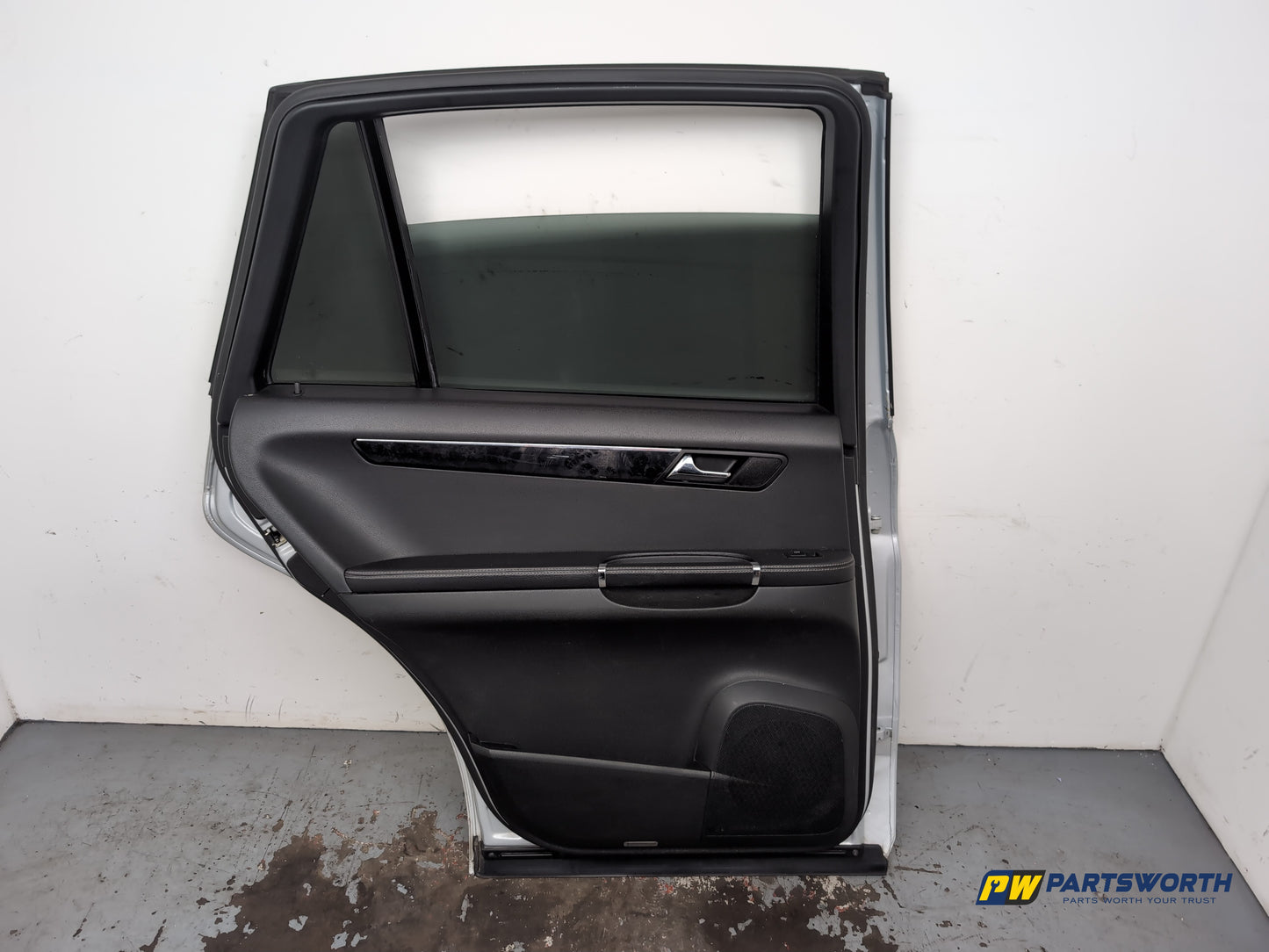 Mercedes R320 R-Class W251 Mpv Door Rear Lh Passenger Side Silver C775 2006-2013 - photo 9