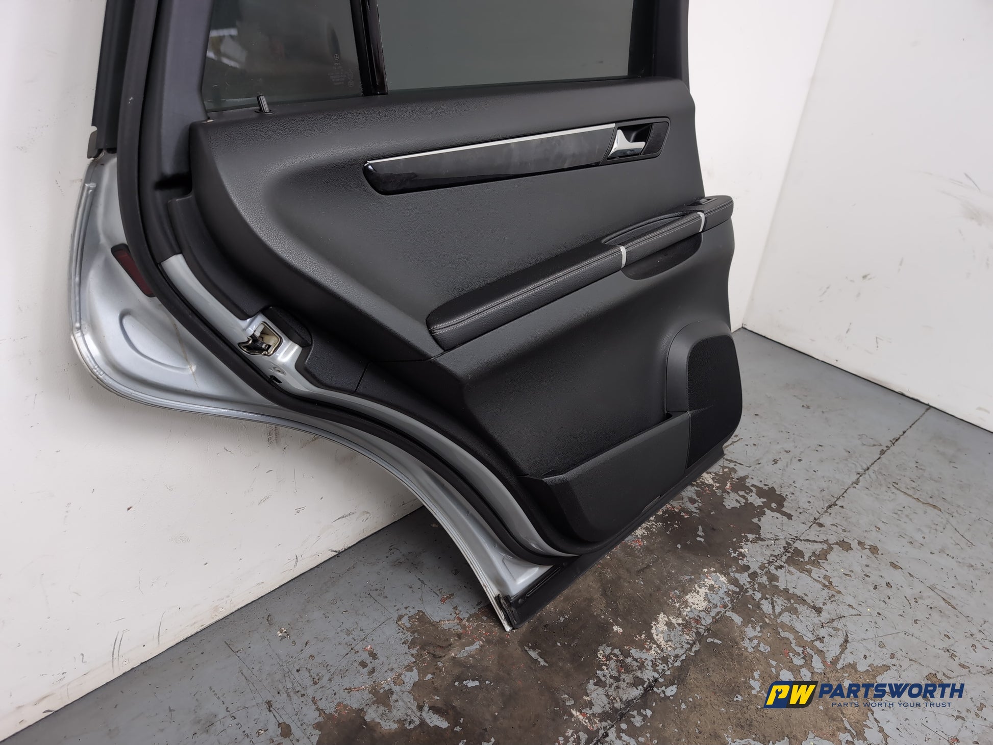 Door Rear LH 15