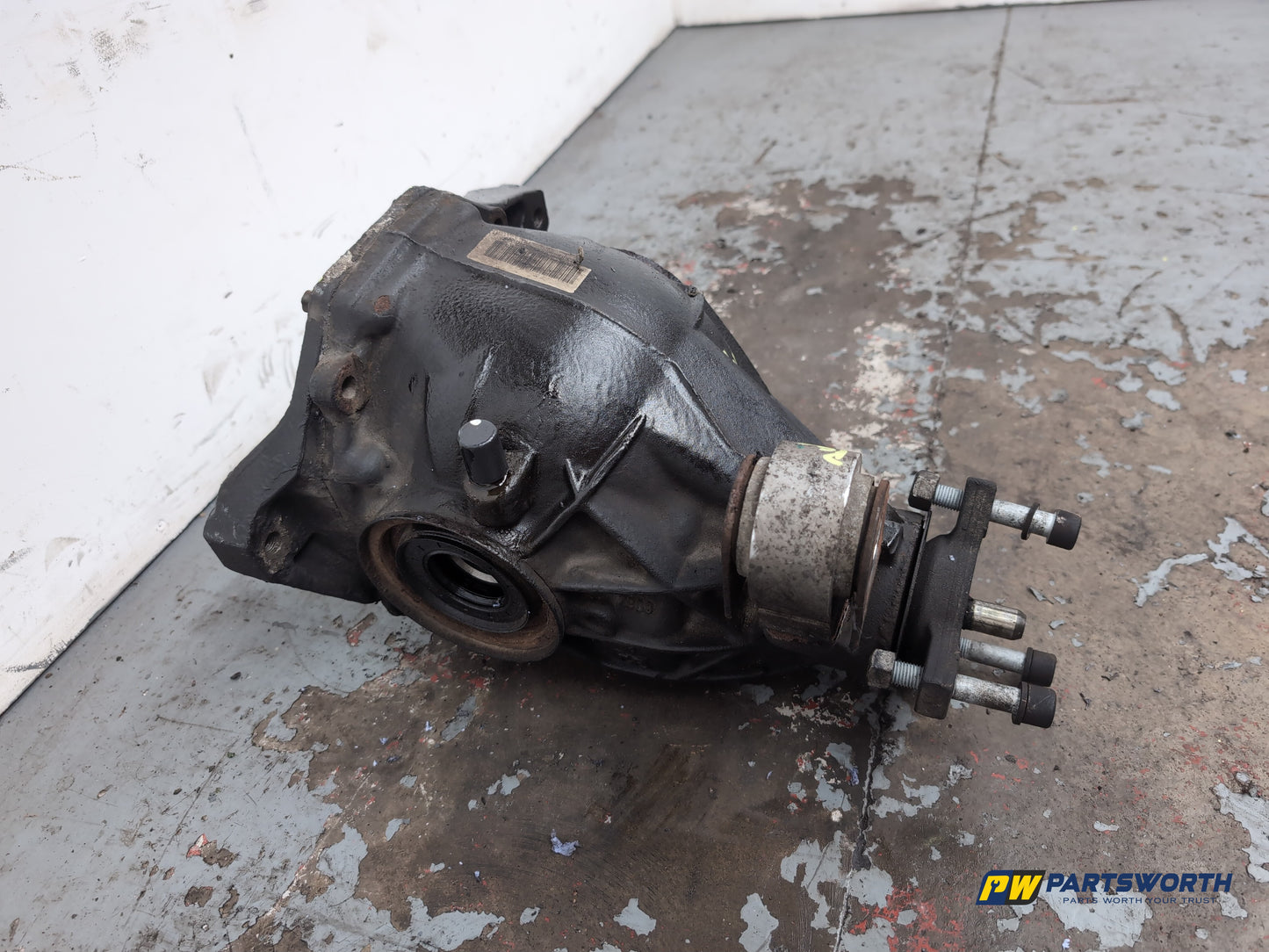Mercedes-Benz E220 E-Class W212 2.1l Diesel Rear Differential A2093510205 - photo 3