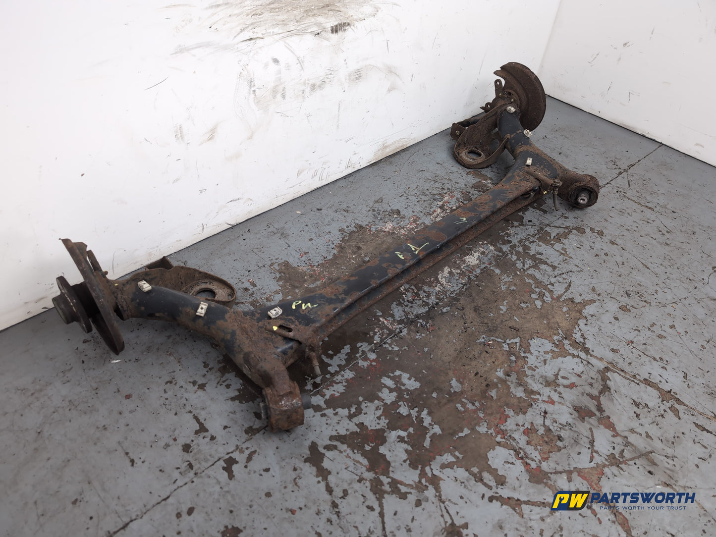 Audi A1 Contrast Edition Tdi 1.6l Diesel Axle Assembly Rear Cayc 2008-2012 - photo 3
