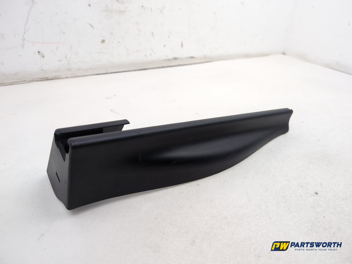 Mercedes R320 R-Class W251 Front Left Seat Rail Track Cover Trim A2519191920 - photo 3