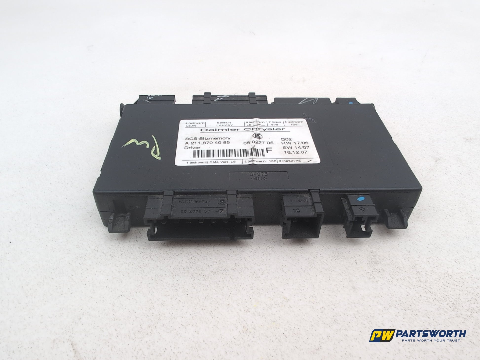 Mercedes R320 R-Class W251 Seat Control Module A2118704085 2006-2013 - photo 3