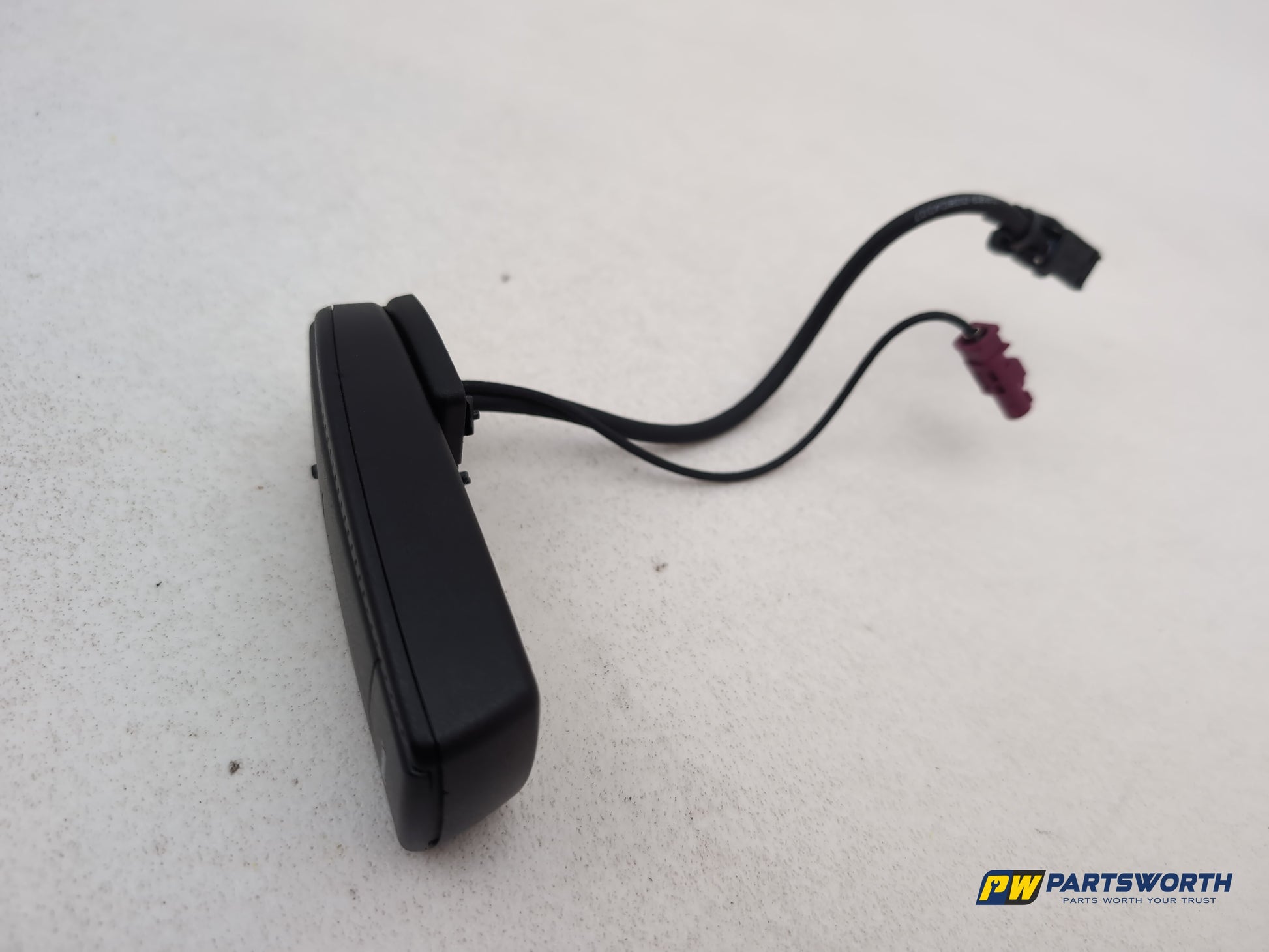 Mercedes R320 R-Class W251 Bluethutch Adapter B67875877 2006-2013 - photo 9
