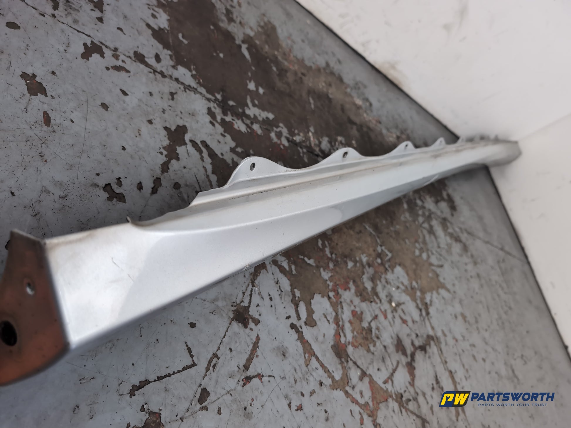 Mercedes R320 R-Class W251 Mpv Side Skirt Rh Driver Side Silver C775 A2516980854 - photo 10