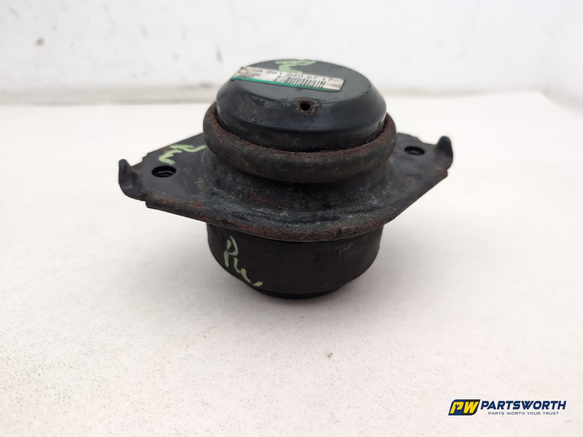 Mercedes R320 R-Class W251 3.0l Diesel Engine Mount A2512402717 2006-2013 - photo 9