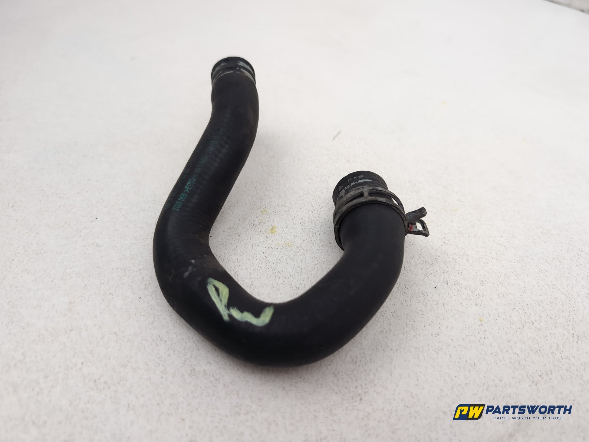 Mercedes R320 R-Class W251 3.0l Diesel Coolant Hose Pipe Line A2515013582 - photo 3