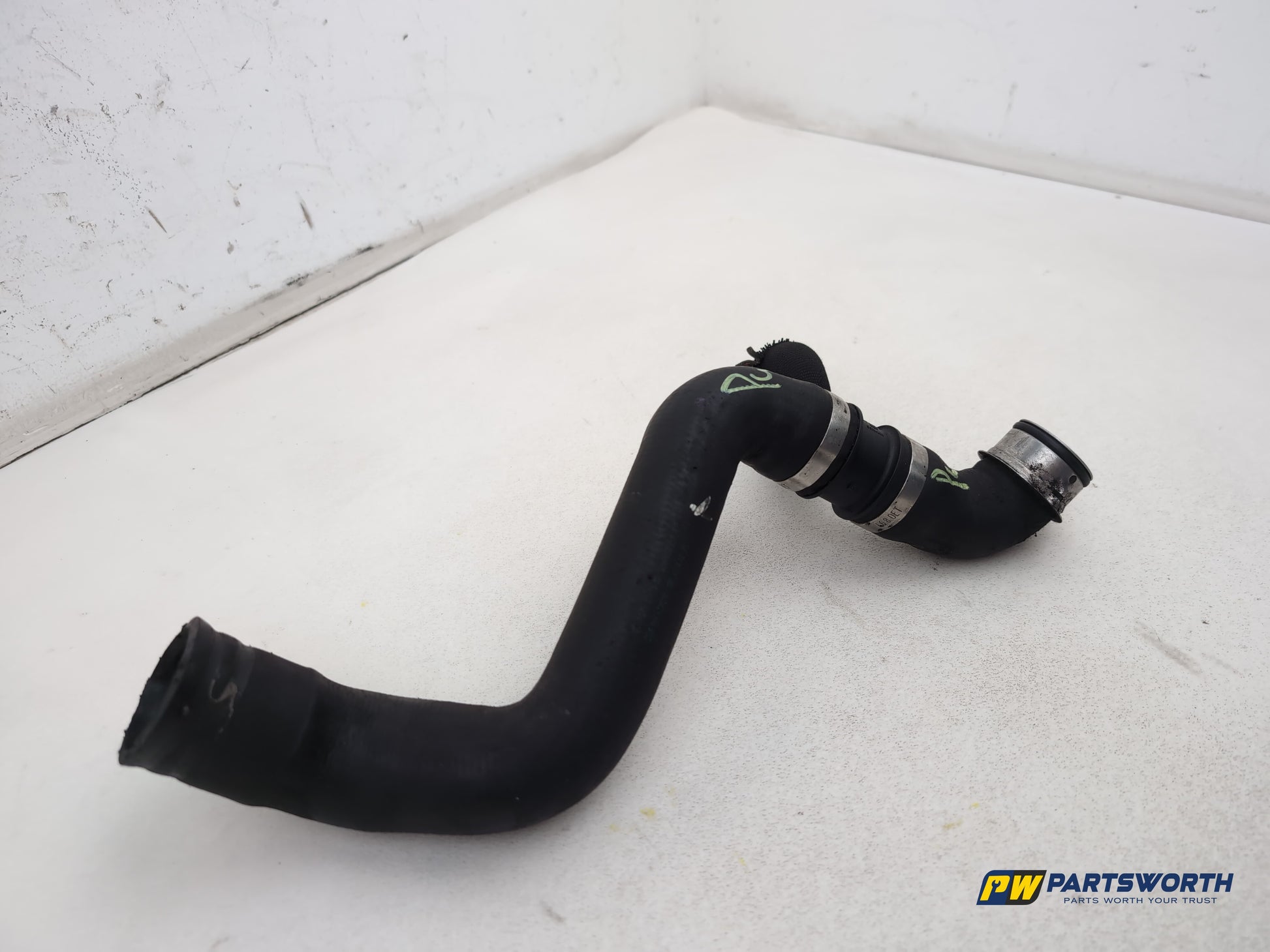 Mercedes R320 R-Class W251 3.0l Diesel Coolant Hose Pipe Line 2006-2013 - photo 3