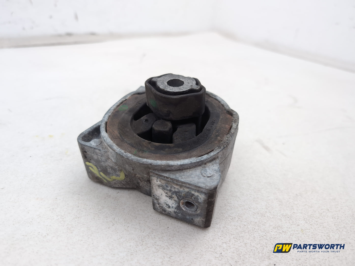 Mercedes-Benz B200 B-Class W245 2.0l Diesel Right Engine Mount A1692401018 - photo 3