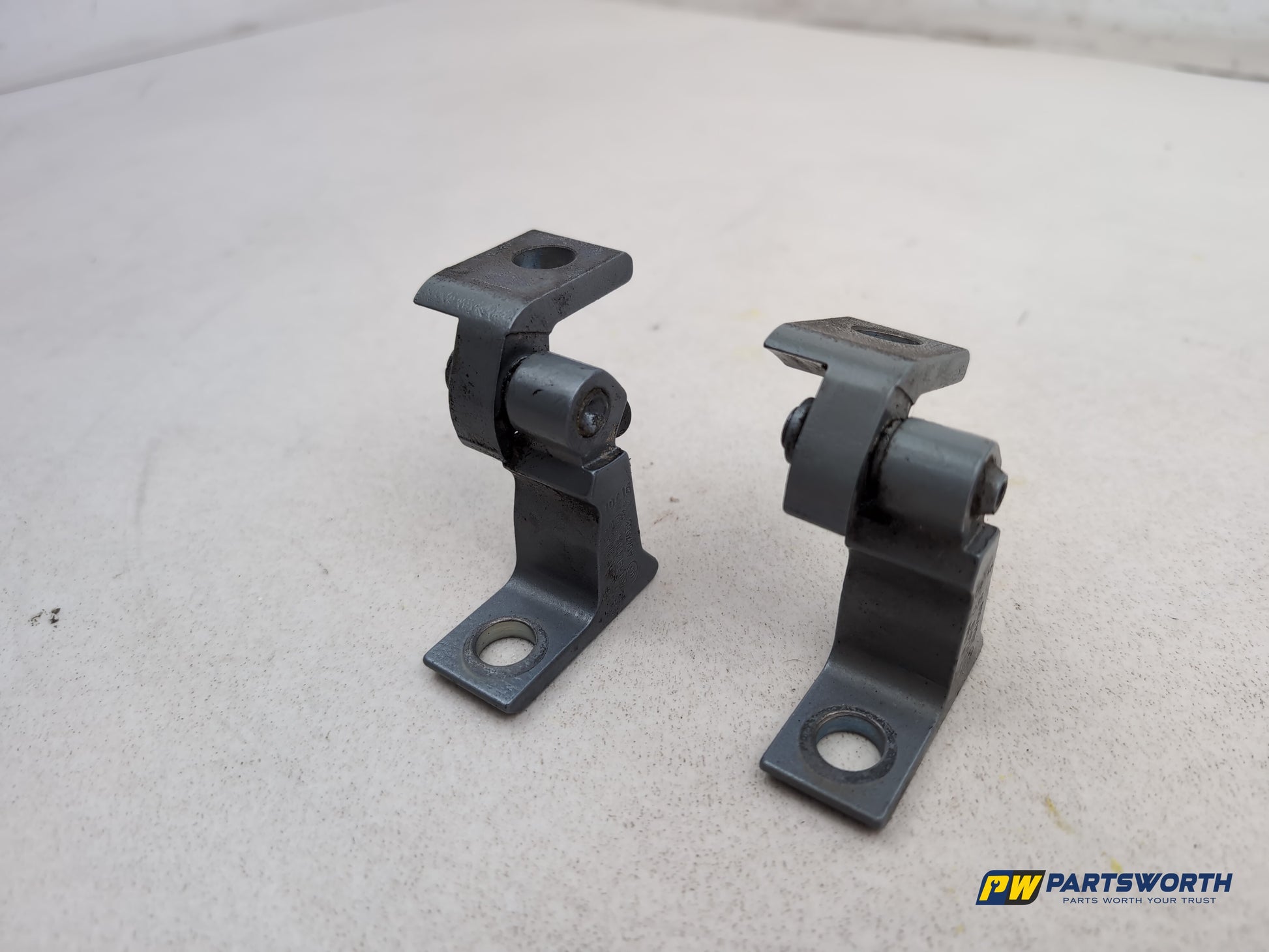 Audi A6 S Line Passenger Side Lh Front Door Hinge Pair 4g0831401b 2011-2018 - photo 3