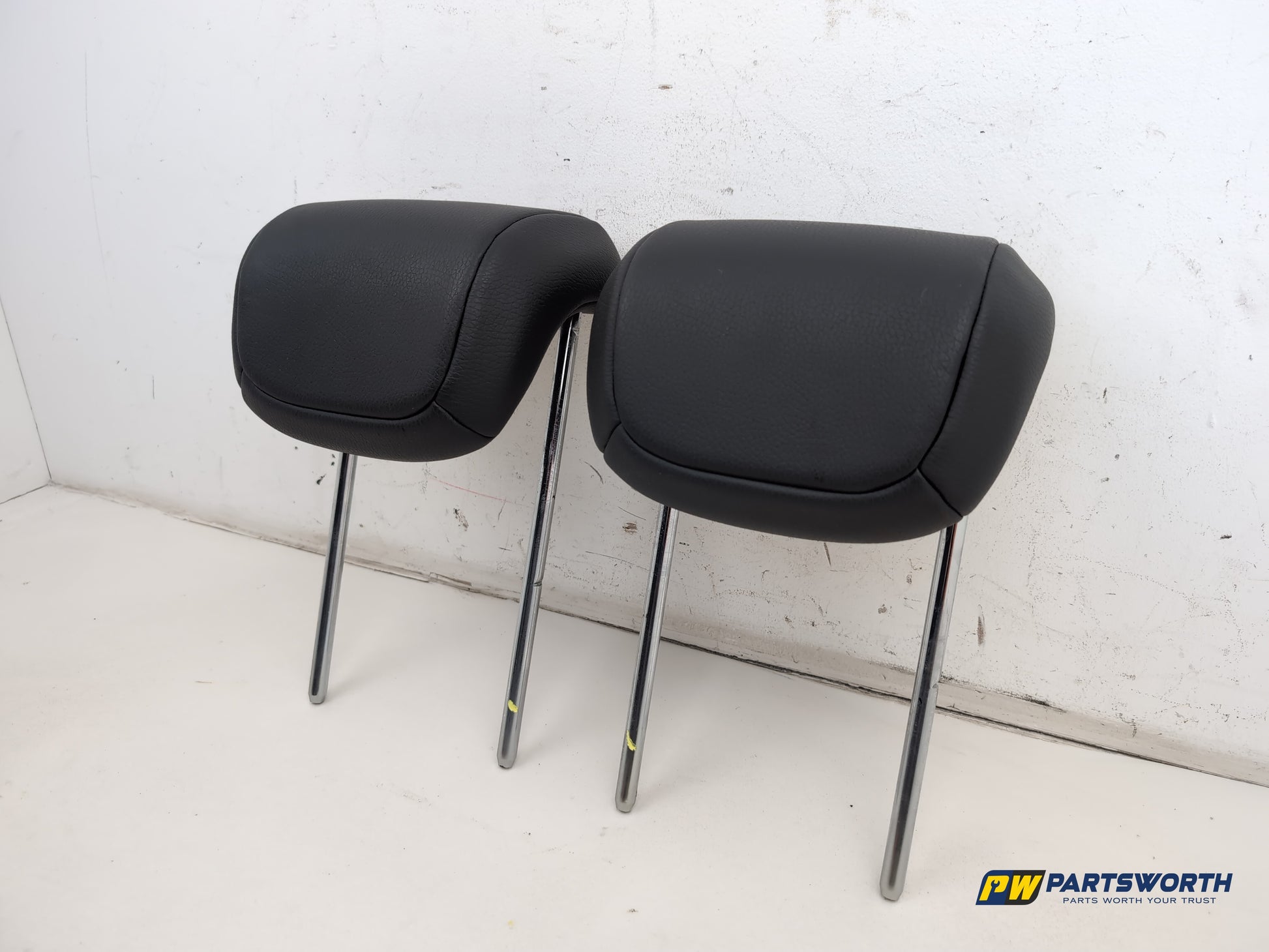 Vauxhall Corsa Se Rear Headrest Set 2006-2014 - photo 3
