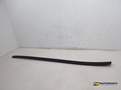Mercedes R320 R-Class W251 Right Windshield Trim A2516905062 2006-2013 - photo 3