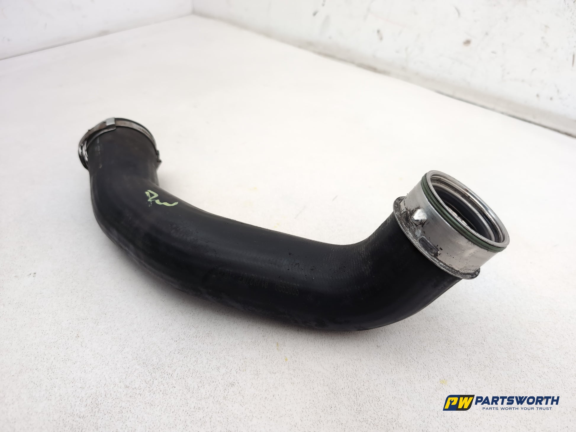 Mercedes R320 R-Class W251 3.0l Diesel Turbo Intercooler Hose Pipe A2515281282 - photo 3