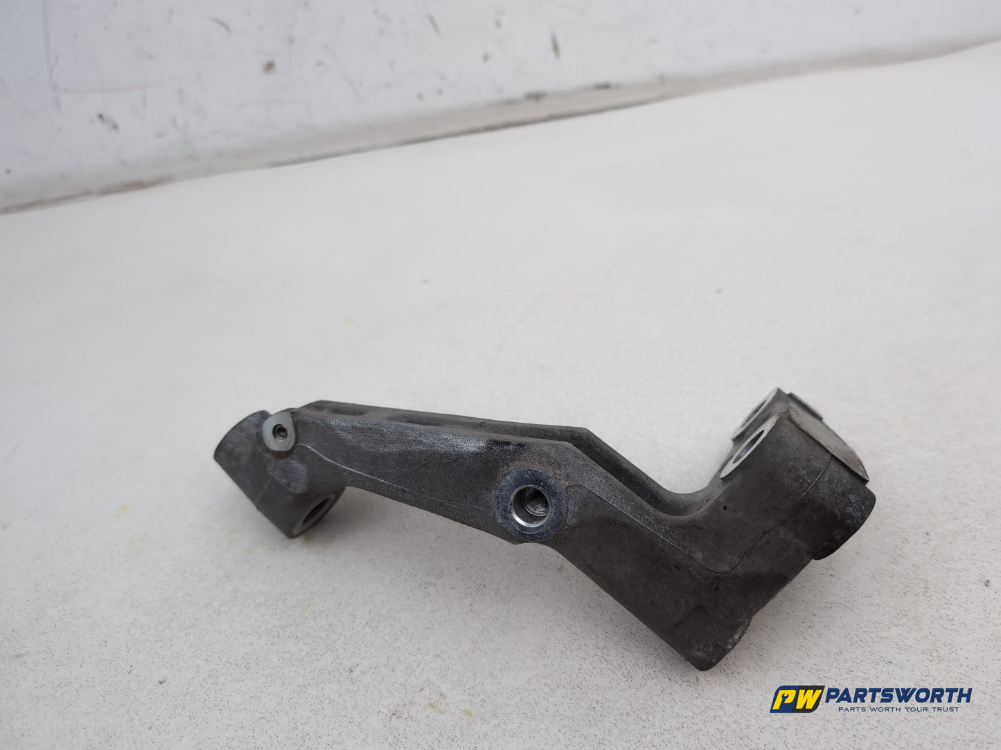 Peugeot 308 Allure Blue Hdi Front Right Subframe Bracket Mount 2013-2021 - photo 9