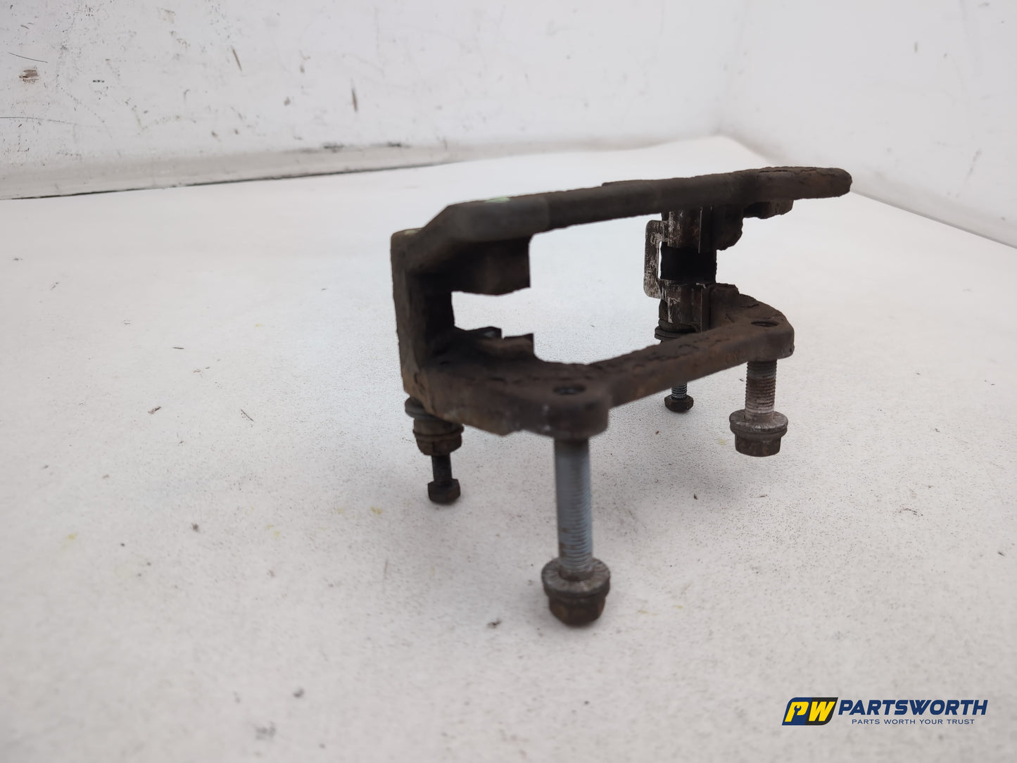 Audi A6 S Line Black Ed Brake Rear Caliper Support Rh Driver Side 2011-2018 - photo 3