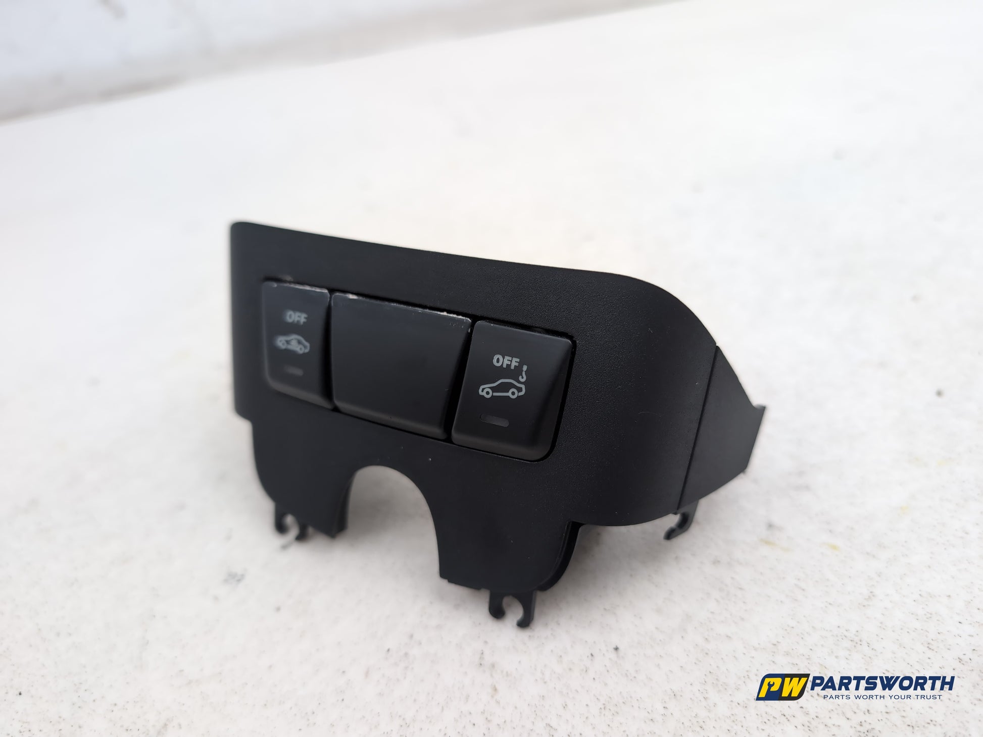 Mercedes-Benz B180 B-Class W246 Alarm Tow Towing Control Switch A1728208710 - photo 9