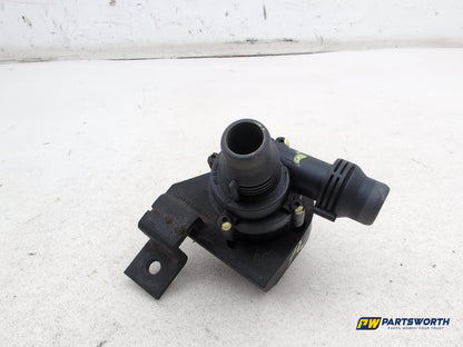 Bmw 5 Series 520d M Sport Additional Water Coolant Pump 6922647 2004-2009 - photo 3
