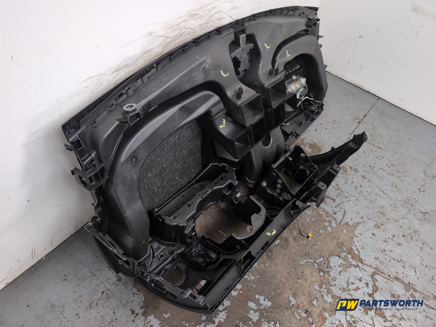 Mercedes-Benz B180 B-Class W246 1.8l Diesel Dashboard 2011-2018 - photo 9