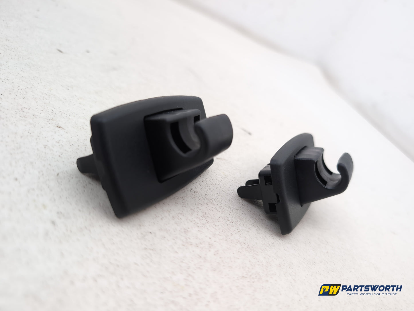 Mercedes-Benz B180 B-Class W246 Sun Visor Clip Holder Set A2468100012 2011-2018 - photo 3