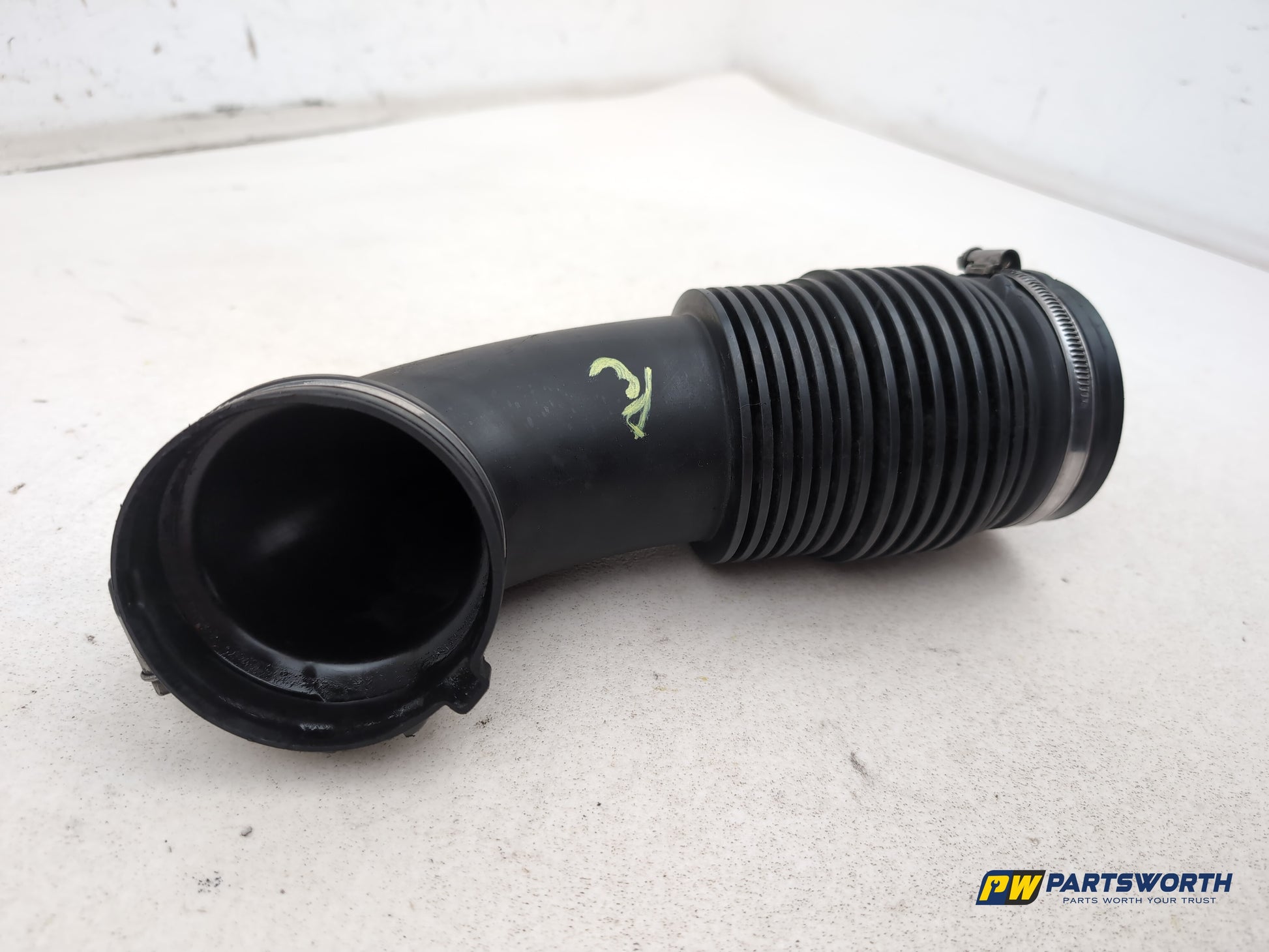 Mercedes-Benz B180 B-Class W246 Air Intake Hose Pipe A6510902242 2011-2018 - photo 9