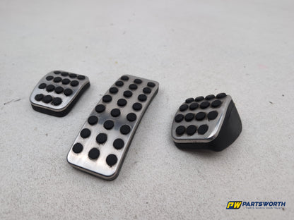 Mercedes-Benz B180 B-Class W246 Pedal Cover Set A1643000082 2011-2018 - photo 9