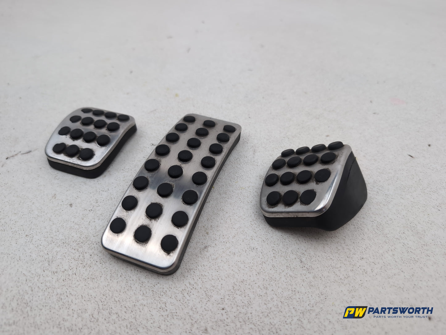 Mercedes-Benz B180 B-Class W246 Pedal Cover Set A1643000082 2011-2018 - photo 3